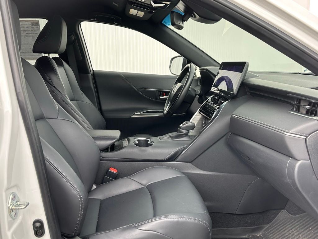 2023 Toyota Venza XLE Nightshade