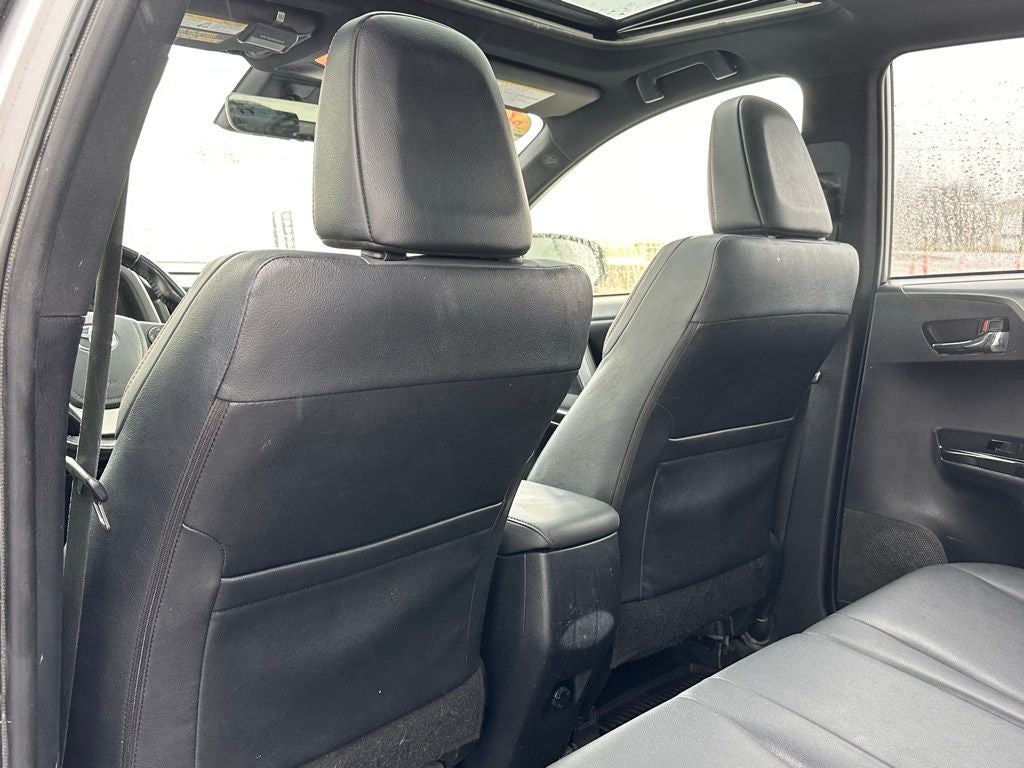 2018 Toyota RAV4 SE