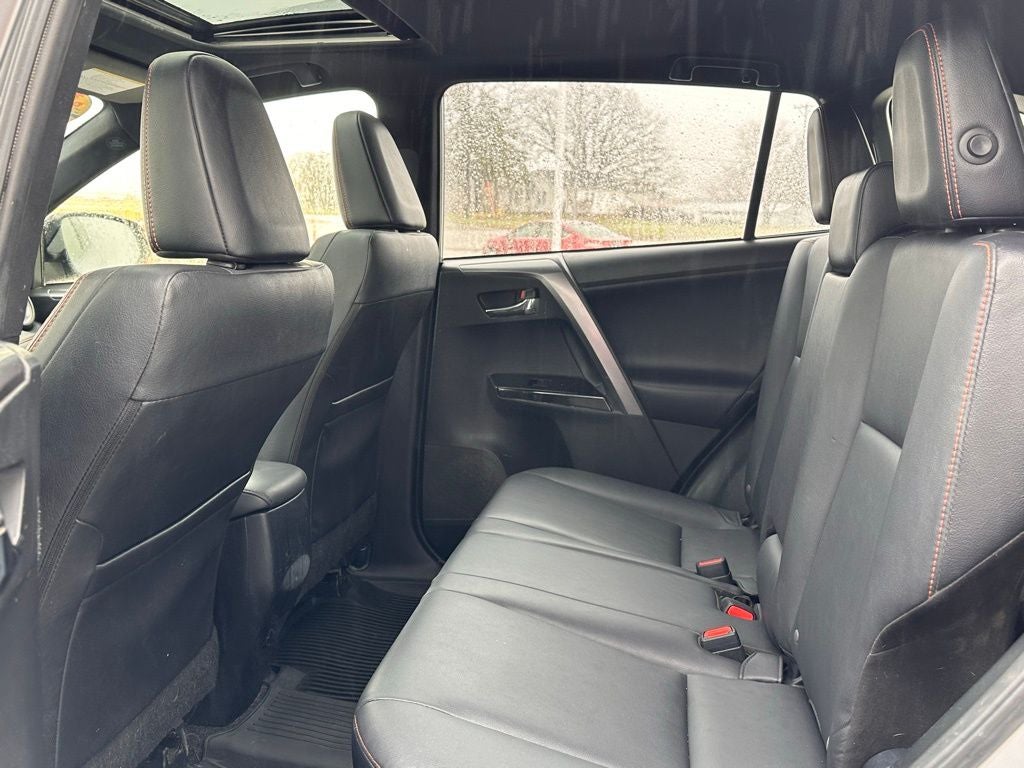 2018 Toyota RAV4 SE