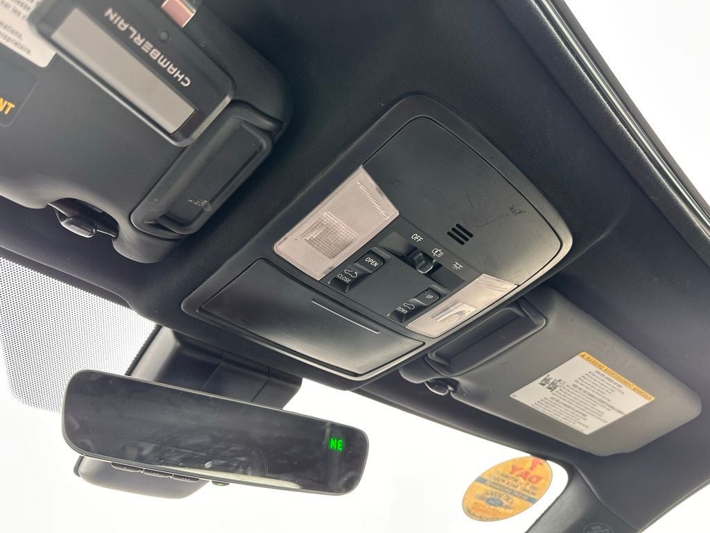2018 Toyota RAV4 SE