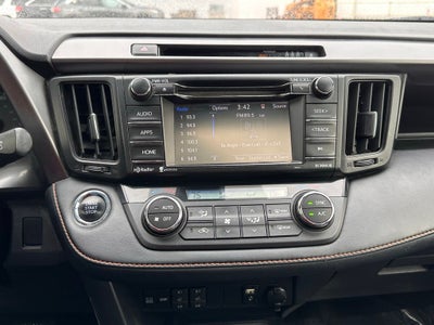 2018 Toyota RAV4 SE