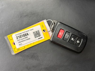2018 Toyota RAV4 SE