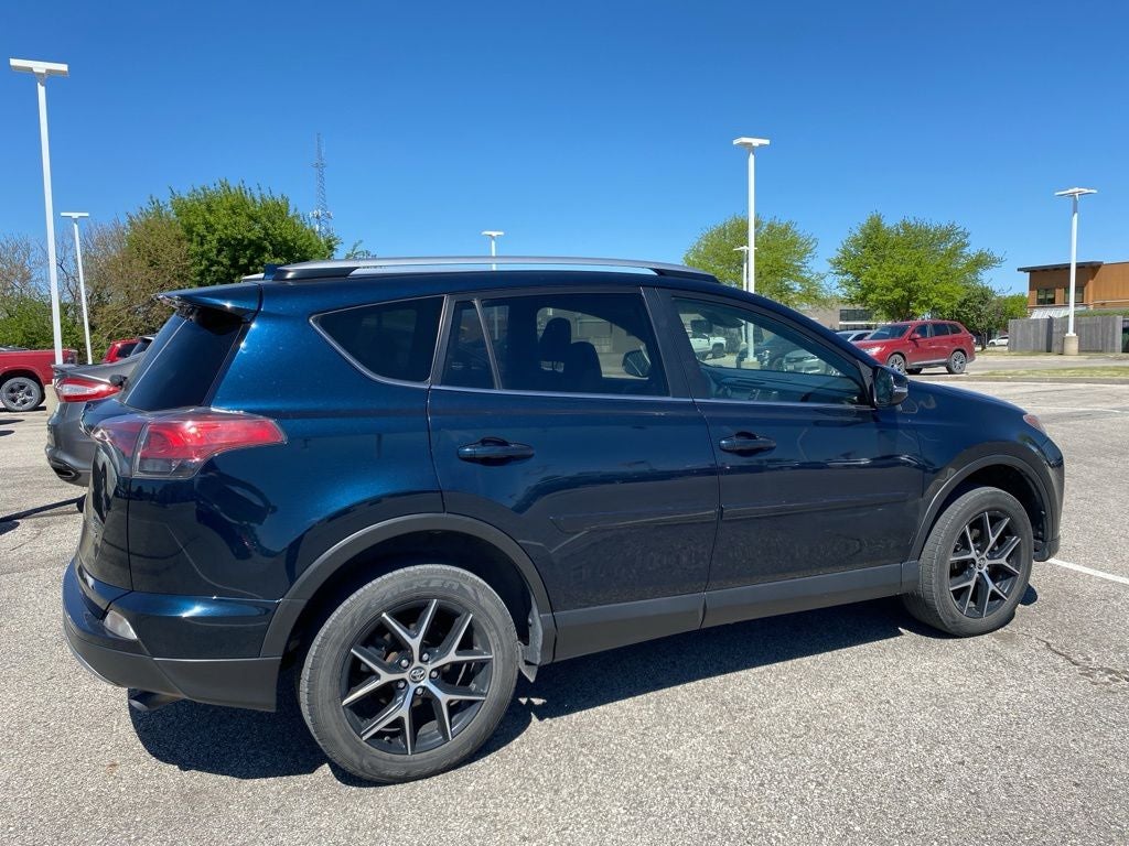 2018 Toyota RAV4 SE