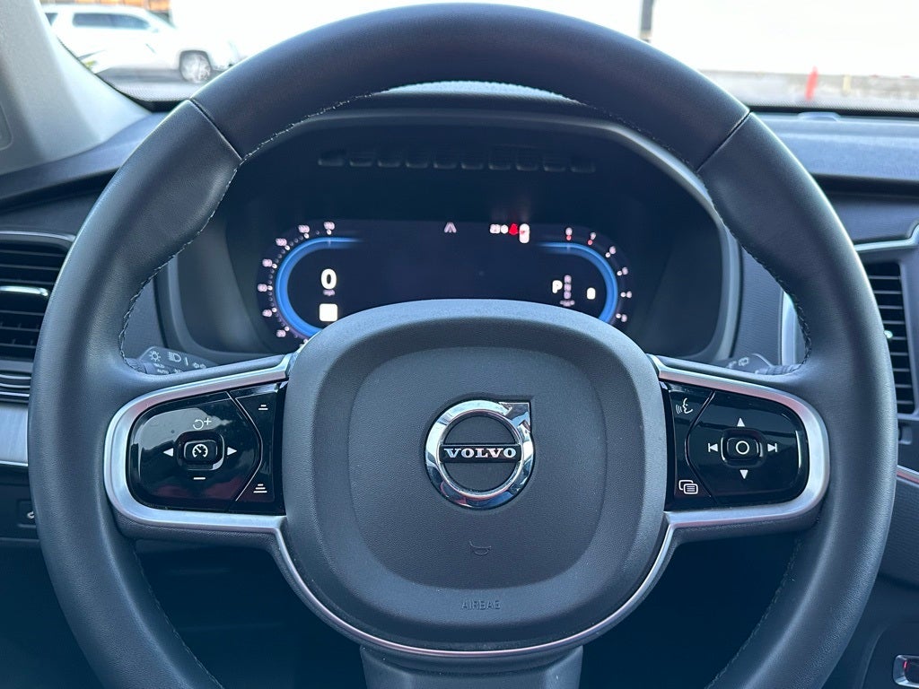 2023 Volvo XC90 B5 Core